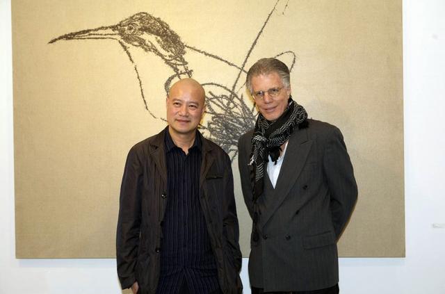 叶永青：画小鸟图售价82万，却有人批评是小孩儿画作_百科TA说