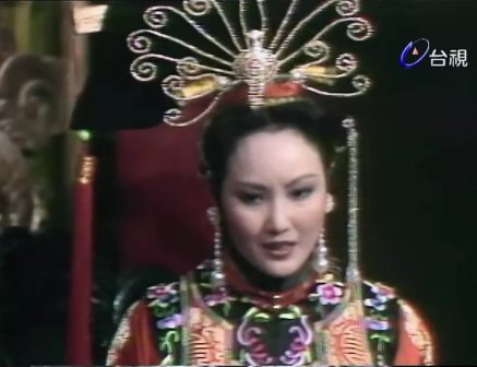 《双印传奇》中的慈安（尹宝莲饰）