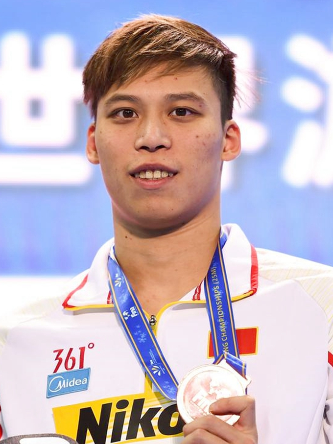 李朱濠