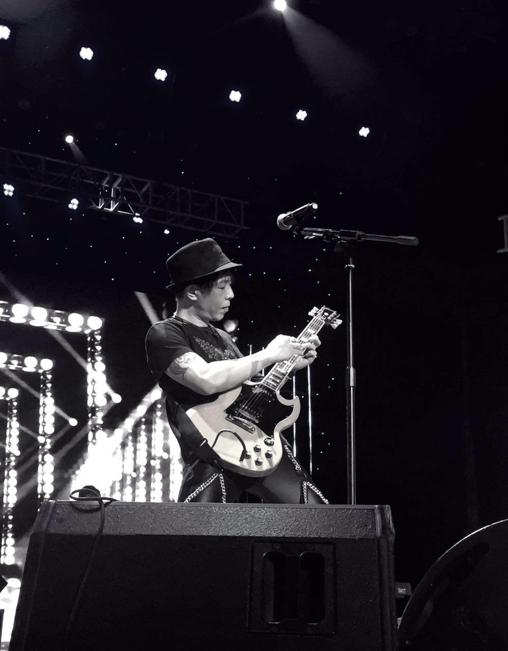 我是歌手黄贯中