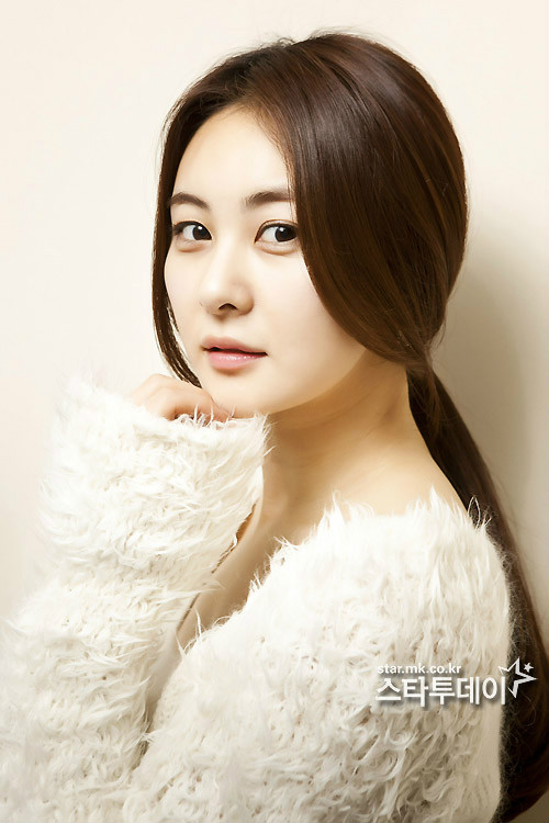  p data-id="gnrpkx7ggd">孙恩书(         /son eun-seo),1986年6月