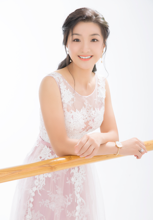  p>喜悦,出生于黑龙江,中国内地女歌手.