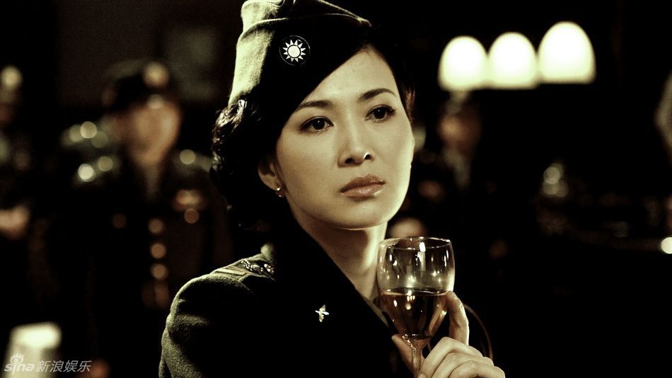 演员,毕业于 a target="_blank" href="/item/上海戏剧学院/1736818"