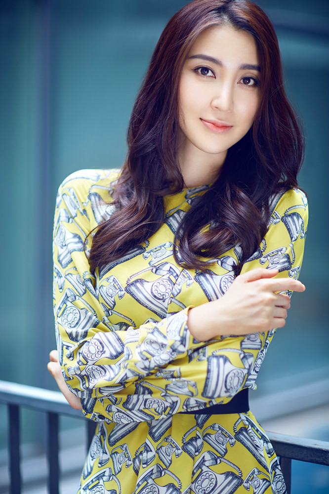 data-lemmaid="305391">中央戏剧学院 /a>,中国内地女演员,模特,主持