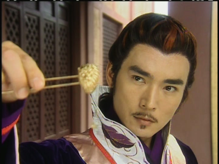  p>《泪痕剑》是江西电视台电视剧制作中心出品的古装武侠电视连续剧