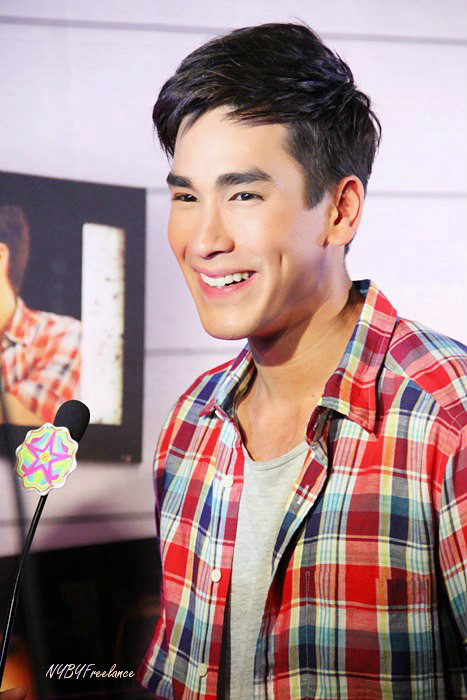 得克·库吉米亚(barry),1991年12月17日出生于泰国孔敬,泰国影视演员