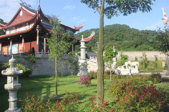  p>棋山禅寺 原名 碁山寺;位于福建省福州市长乐区文岭镇前董村,始建
