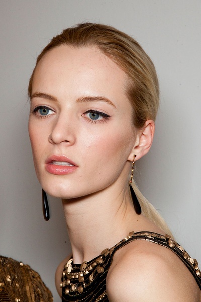  p>达丽雅·斯托寇思 (daria strokous) ,1990年9月25日出生于莫斯科