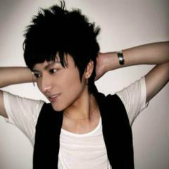  p data-id="gnfj30kgsc">《梦红颜》是刘鑫雨演唱的一首歌曲,由王宏