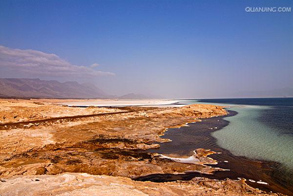 简称吉布提,地处非洲东北部亚丁湾西岸,扼红海进入印度洋的要