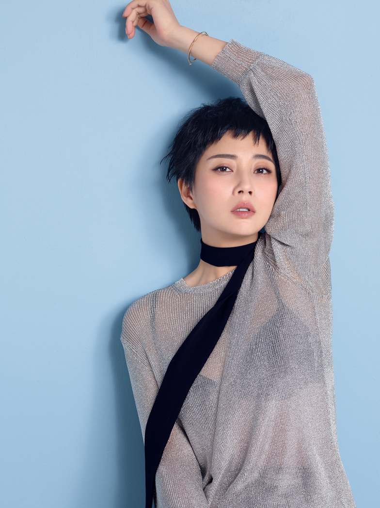  p>殷桃,1979年12月6日出生于重庆市,中国内地女演员,毕业于 a target