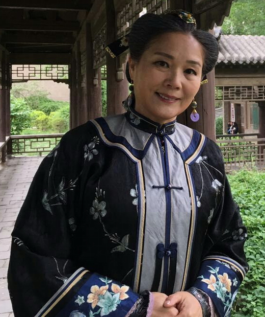 杨青