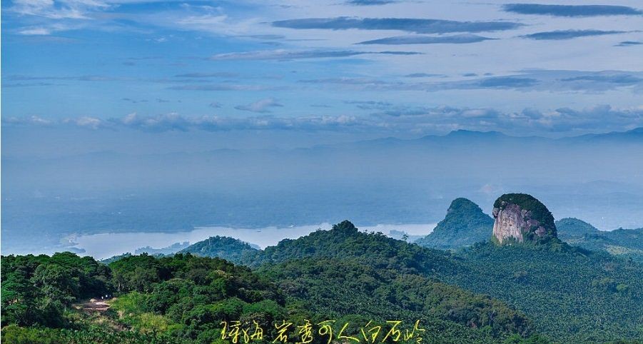  p>海南白石岭旅游景区是海南省20个优秀旅游景区(点)之一,位于琼海市