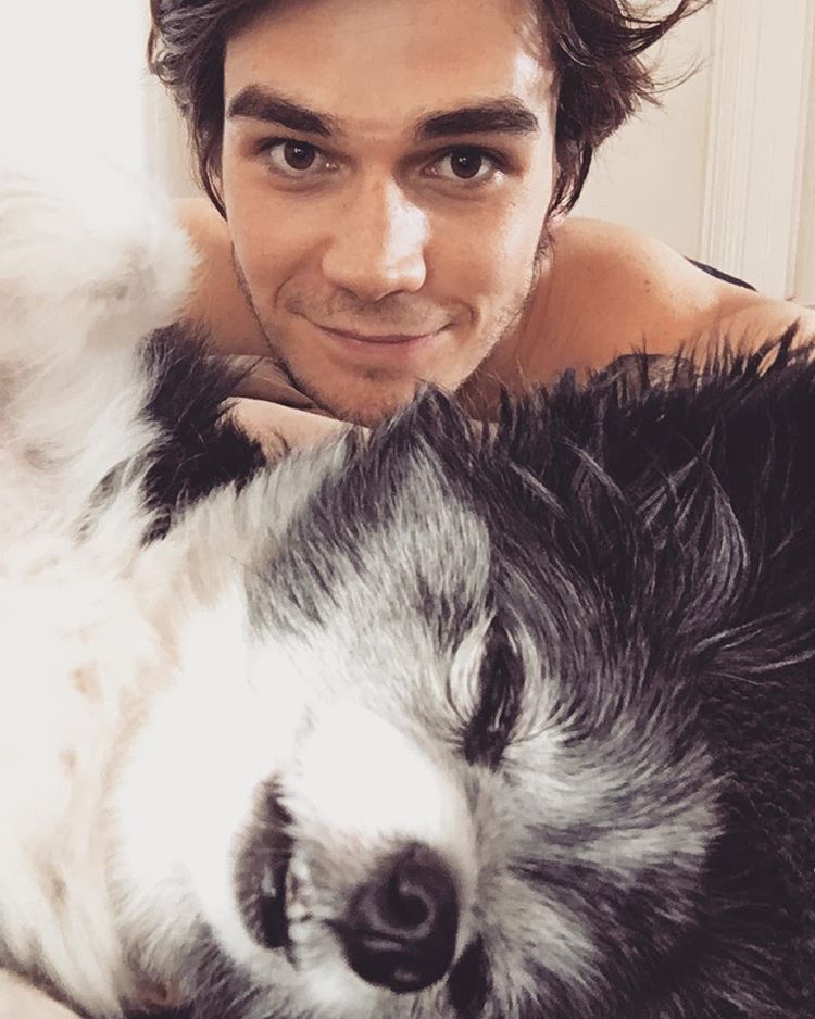 keneti james fitzgerald apa) /i>,1997年6月17日出生于新西兰奥克兰