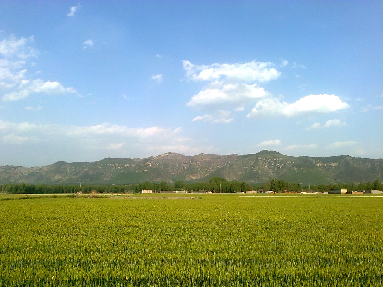 河南省辉县市南村镇河北村