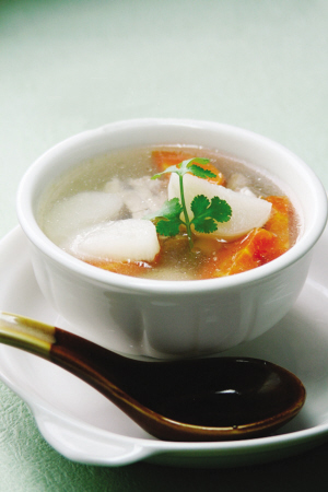 鸡内金煲猪骨汤