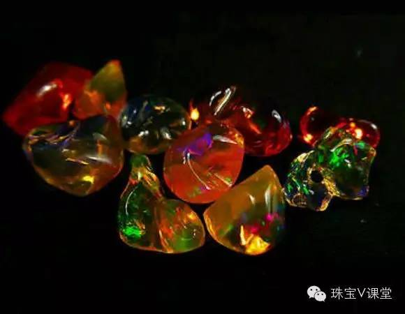 火欧泊：随性而生，率性而活_百科TA说