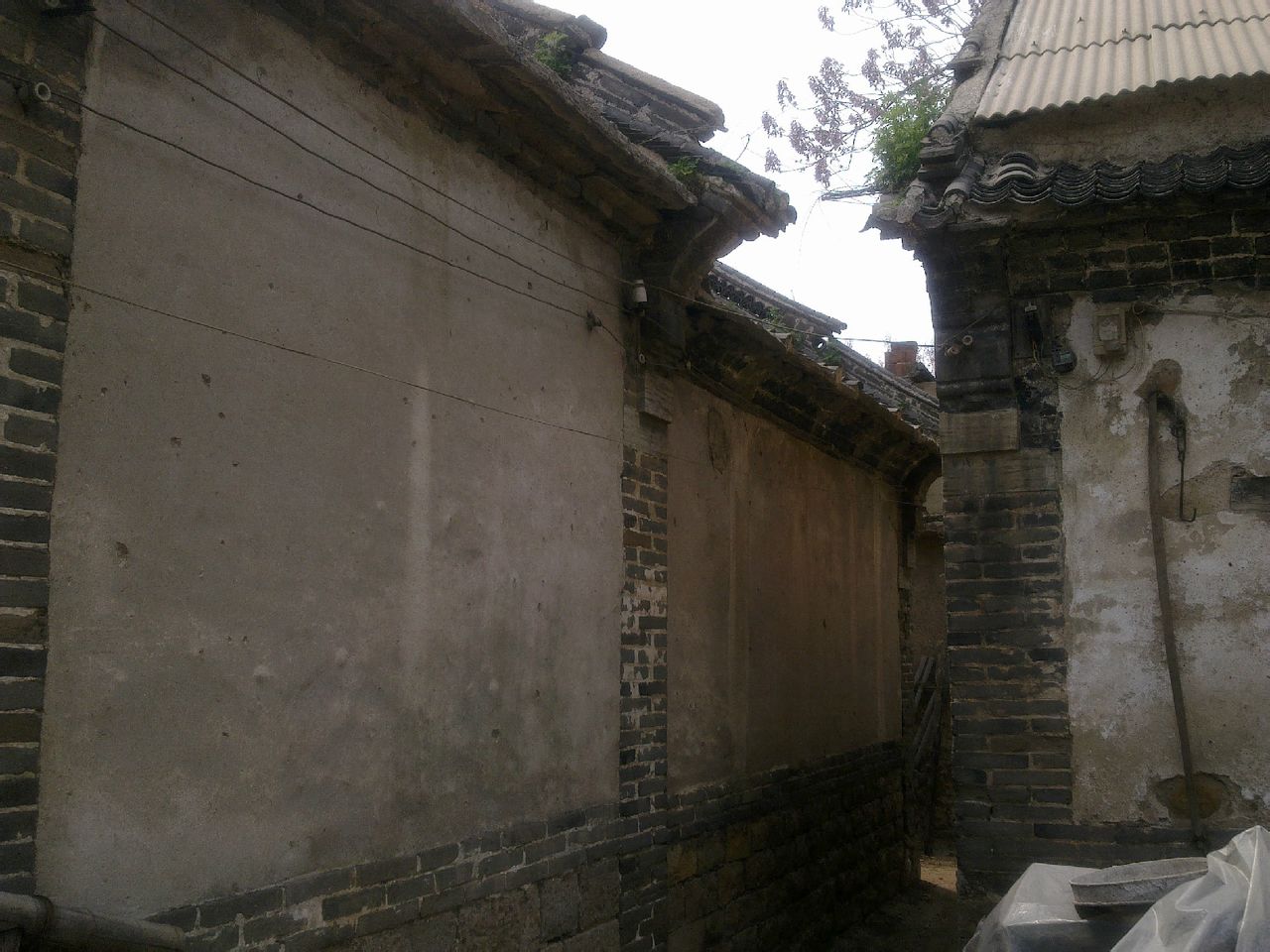  p>张卿云,男,汉族,1846年出生于荣成市崖头镇杨格庄村,曾任成都军区