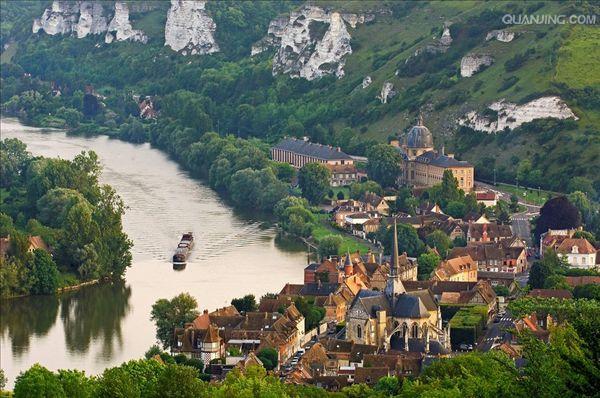  p>塞纳河(seine river),是法国北部大河,全长776.