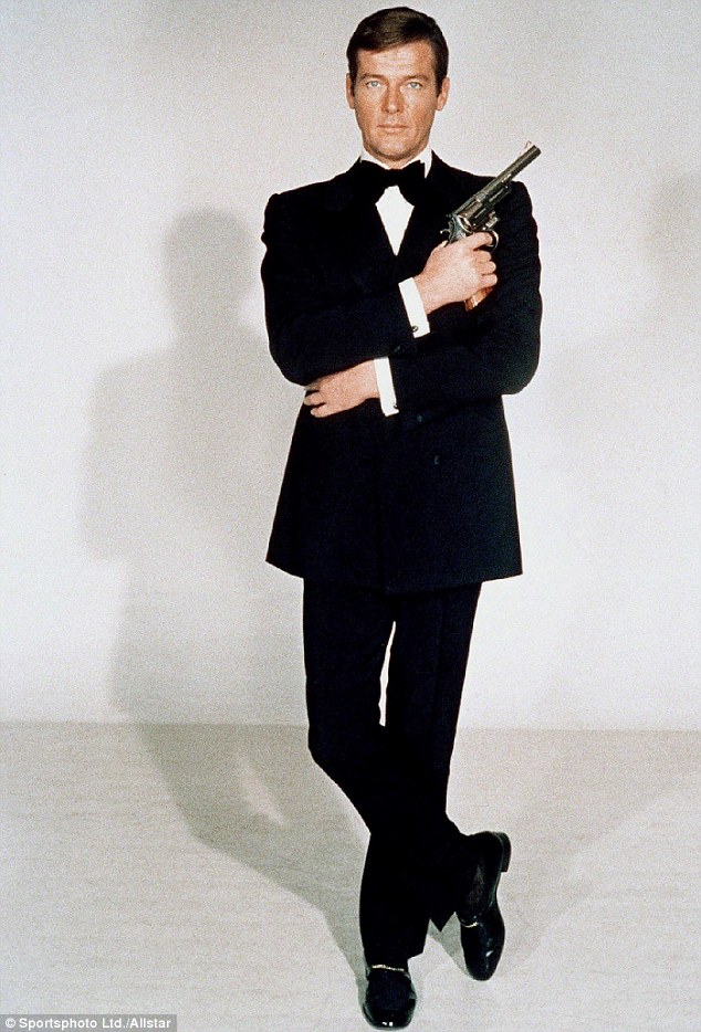  p>罗杰·摩尔 i>(1927年10月14日-2017年5月23日) /i>,1927年10月14