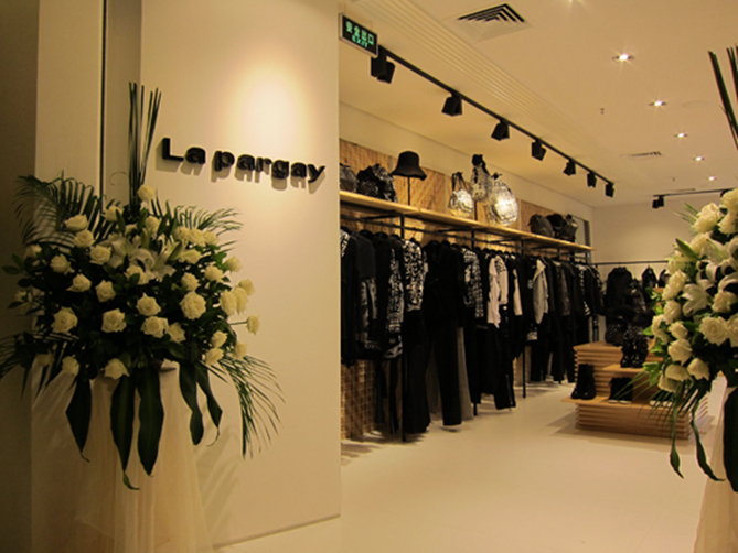  p>自1999年成立以来的la pargay(纳帕佳) 品牌,是多多服装公司的主力