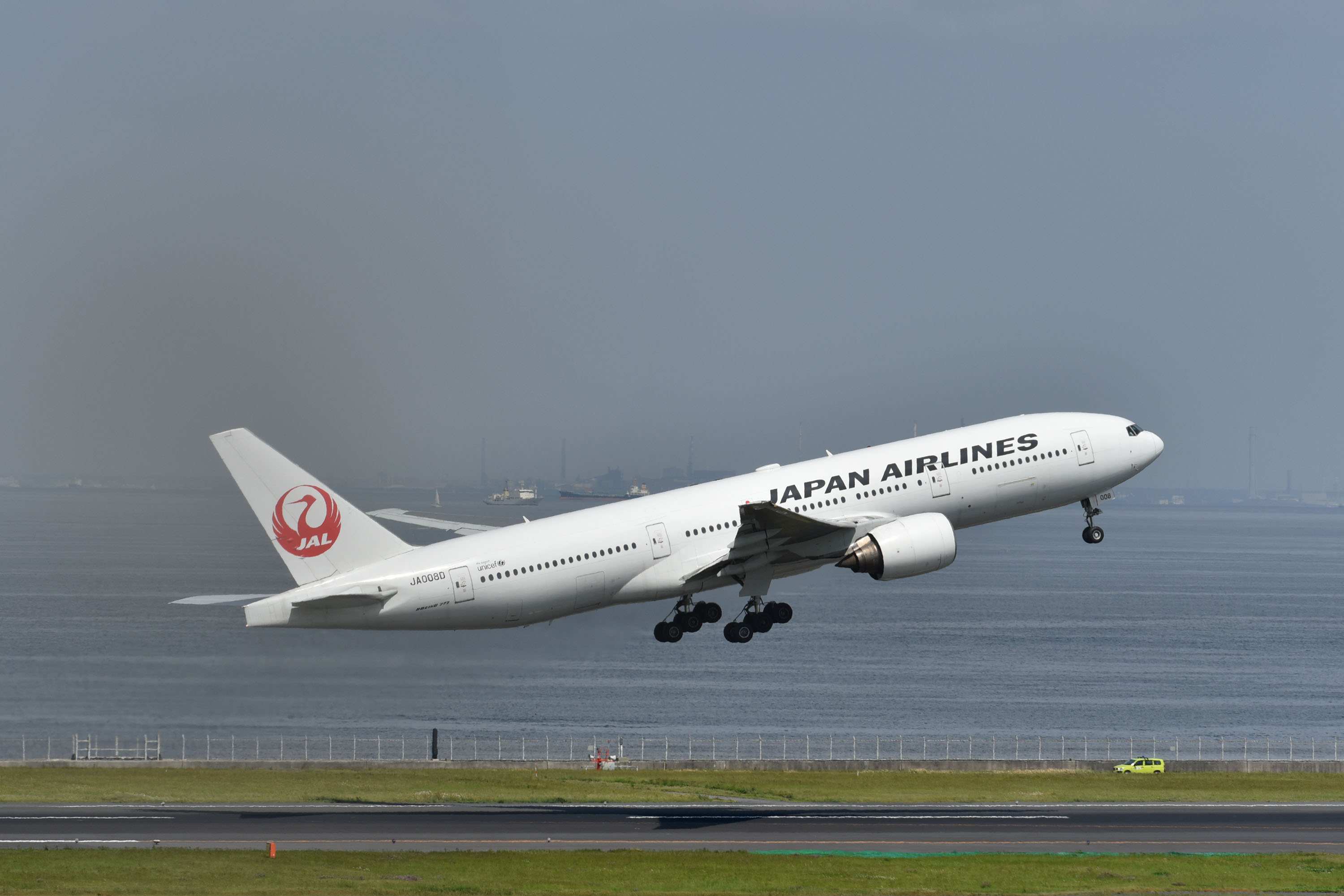 japan airlines corporation