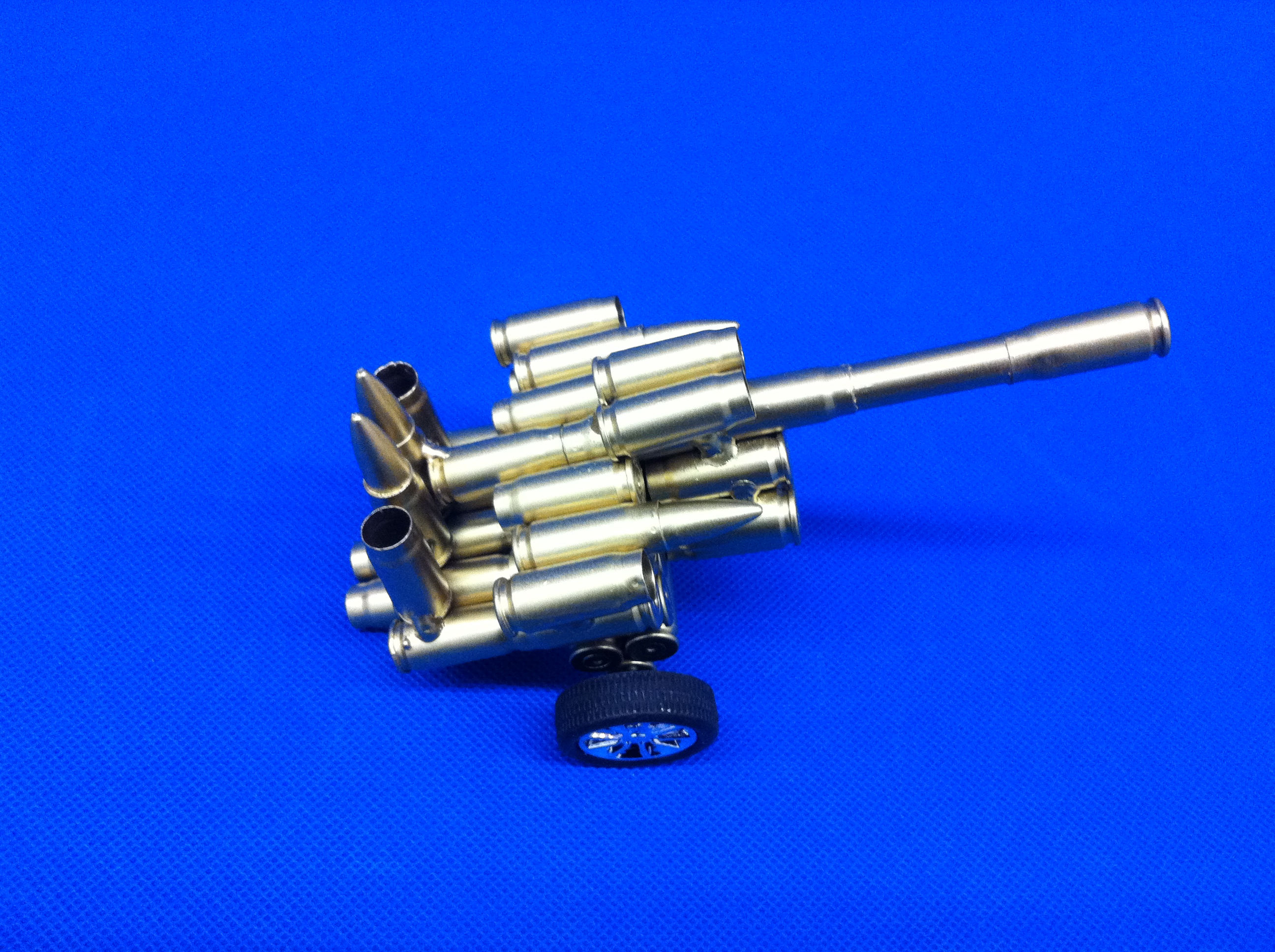 弹壳工艺品,又称子弹壳工艺品,弹壳模型