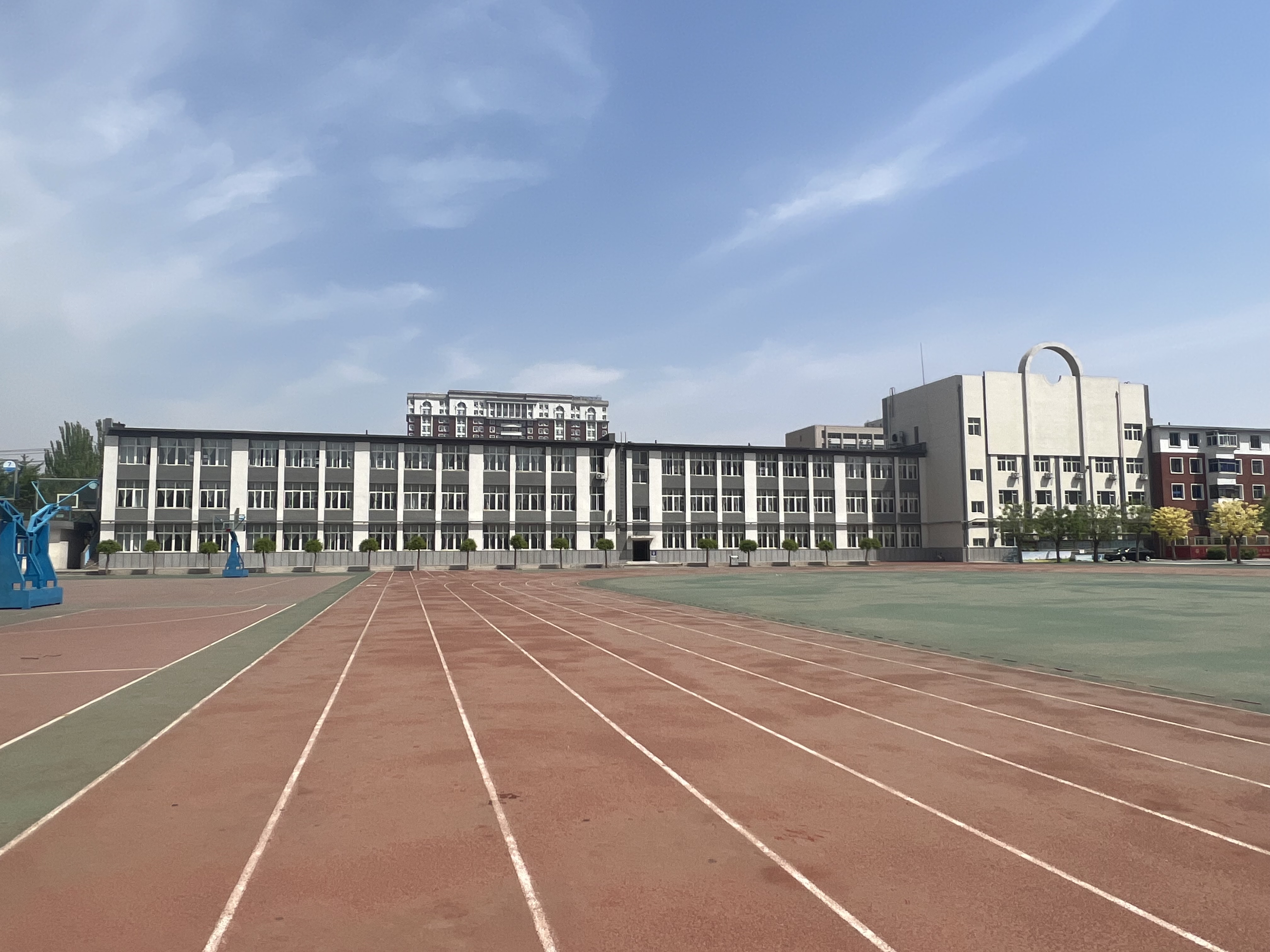 7012548" data-lemmaid="7012548">锦州市第八中学 /a>简称锦州八中