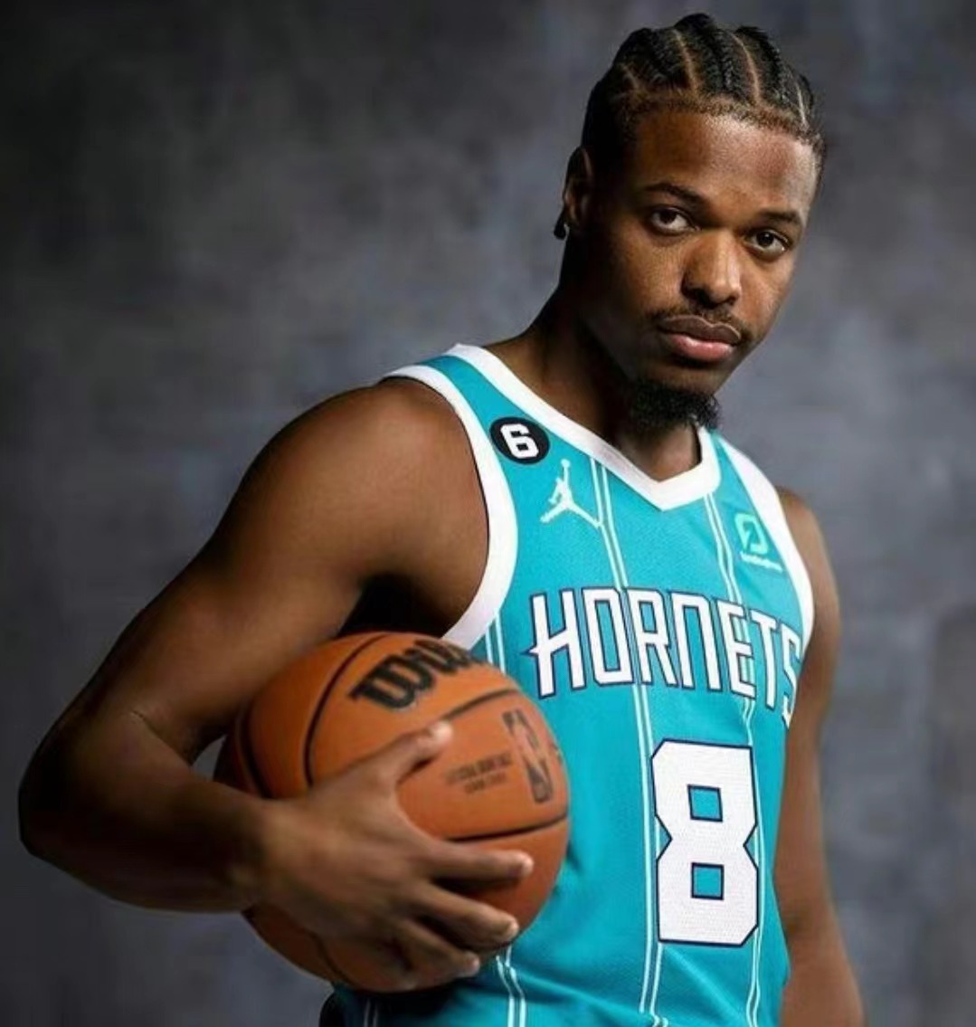 小丹尼斯·史密斯