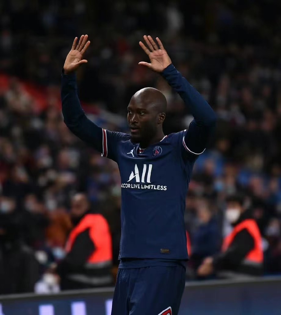  p>达尼洛·佩雷拉(danilo pereira),全名达尼洛·路易斯·埃利奥