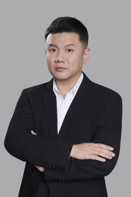 张然（导演、舞美总监）_百度百科