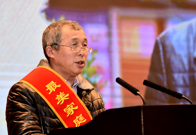 李洪玉)重庆市 a target="_blank" href="/item/江津区/10662466"