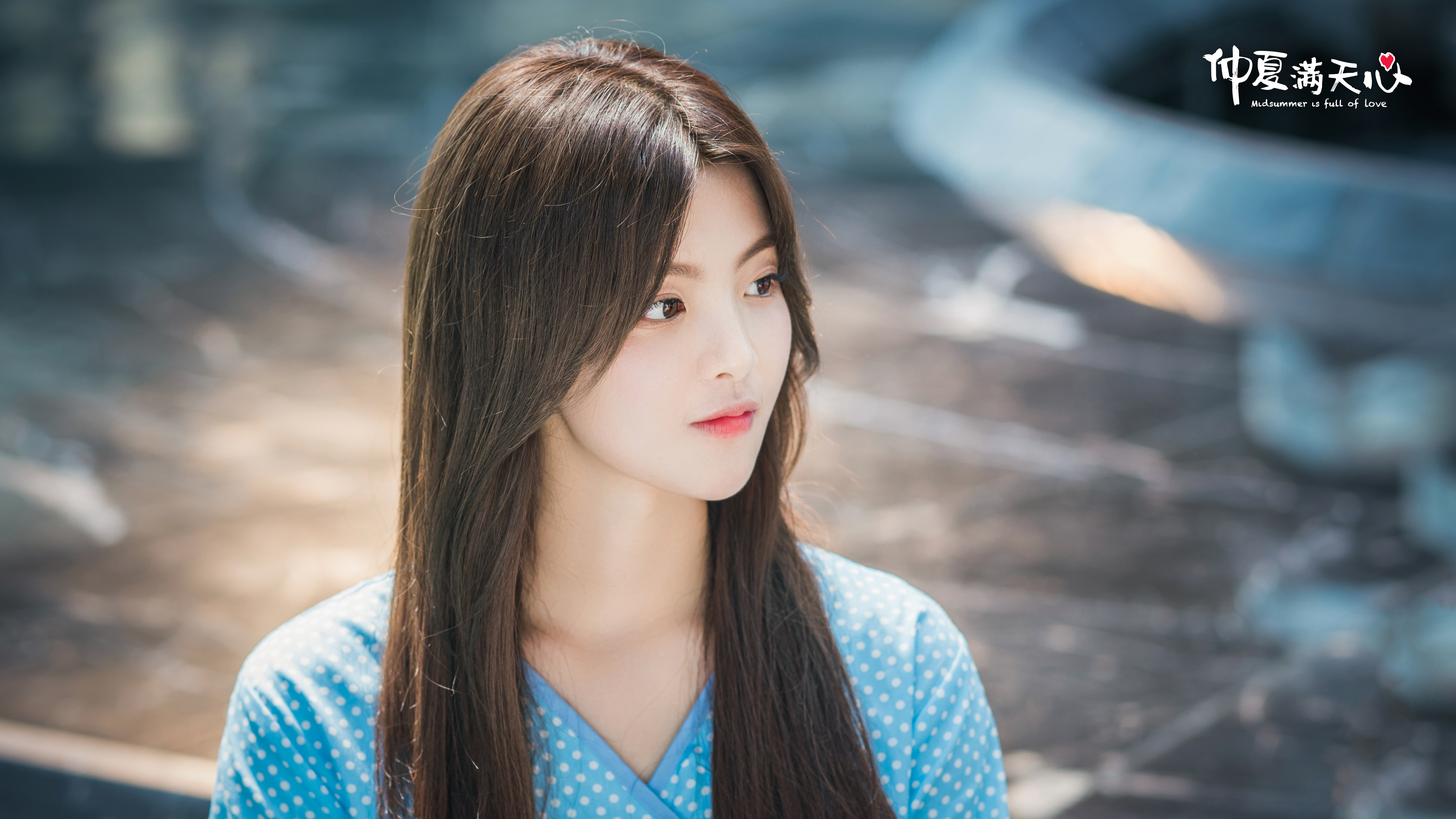  p>杨超越,1998年7月31日出生于江苏省盐城市大丰区,中国内地影视女