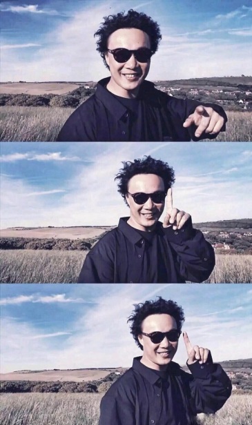  p>陈奕迅(eason chan),1974年7月27日出生于中国香港,祖籍广东省东莞