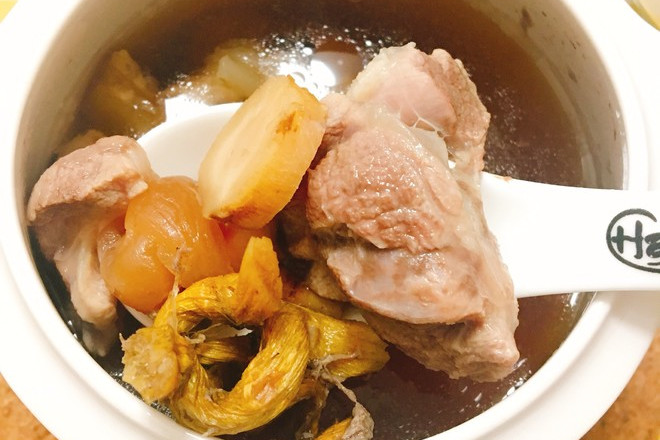 西洋参炖猪瘦肉