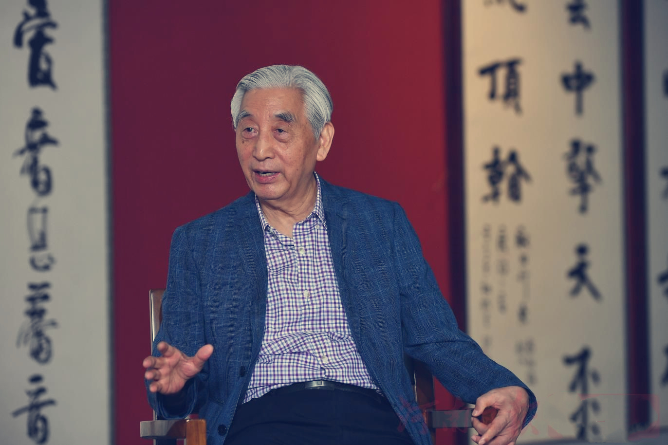 原中国书协主席张海，将枯笔用到极致，书法线条枯而不燥_百科TA说