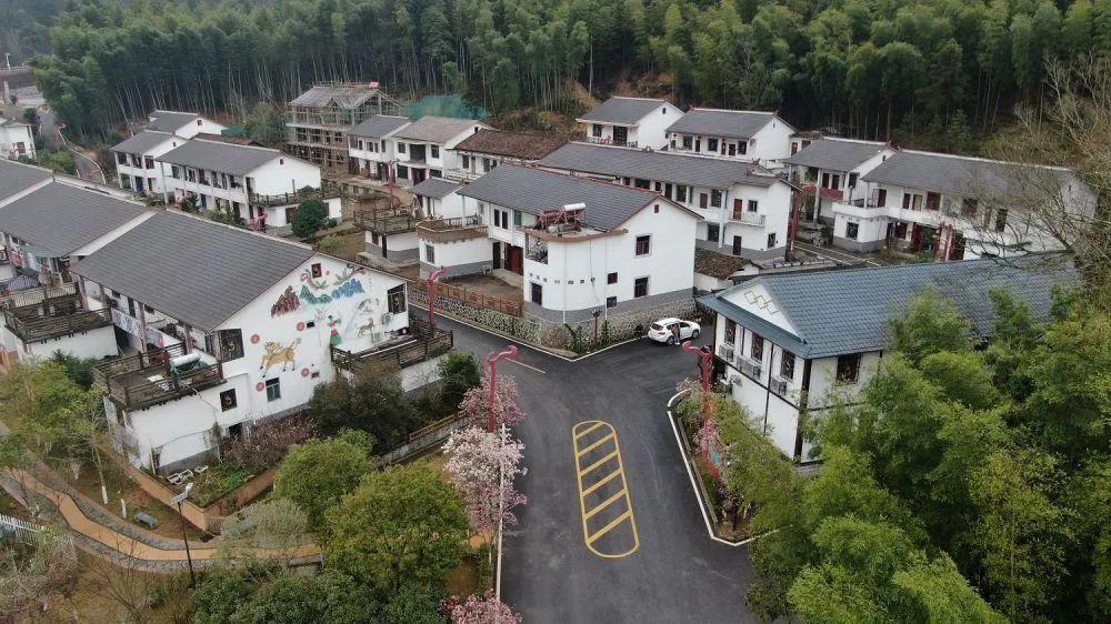  p>乌石镇,隶属江西省抚州市 a target="_blank" href="/item/资溪县