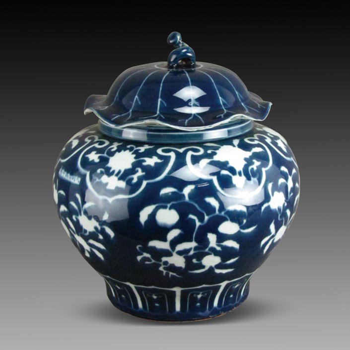  p>荷叶盖罐,被称之为 a href="#" data-lemmaid="5134918">中国瓷器 