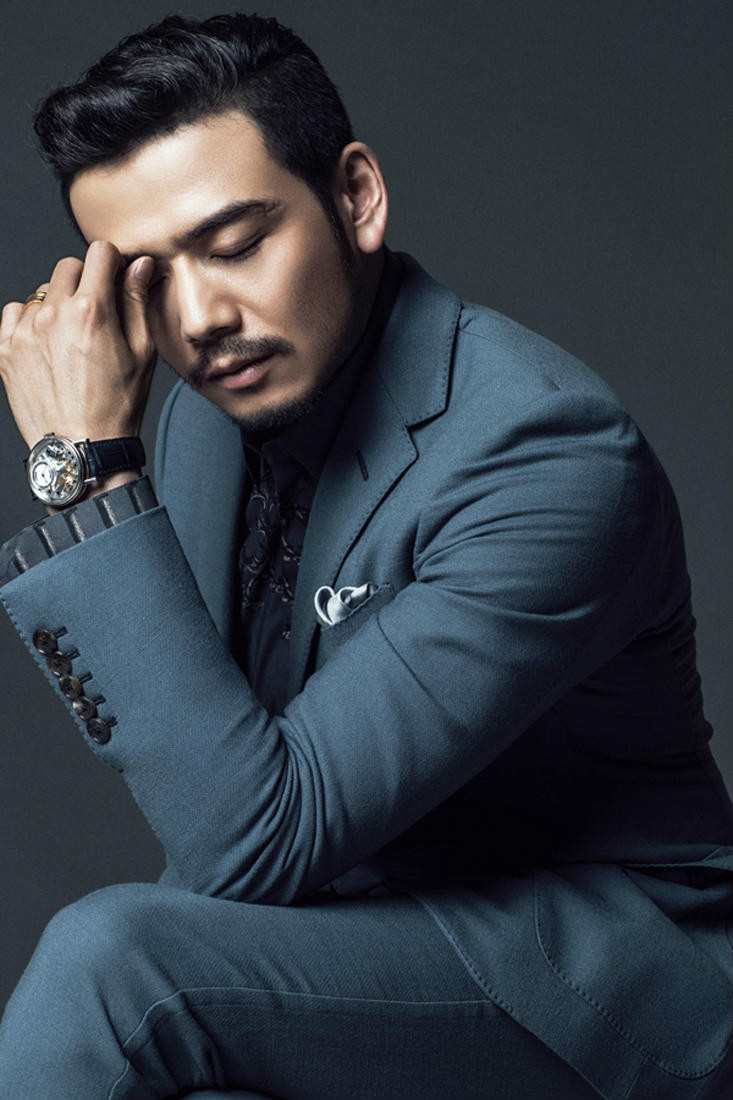  p>杨烁,1983年1月2日出生于黑龙江省伊春市,中国内地影视男演员,毕业