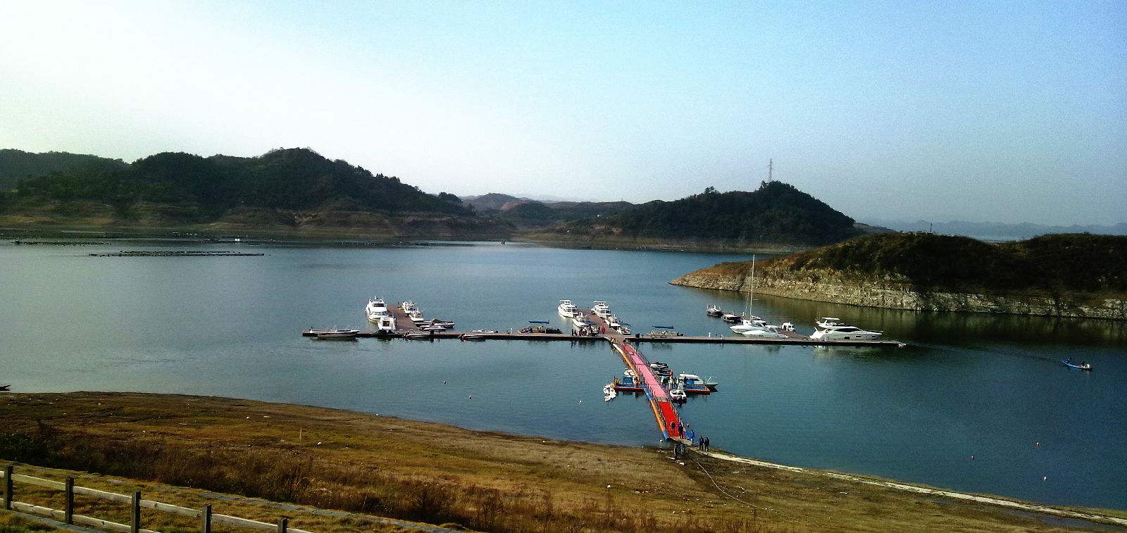 武当山太极湖