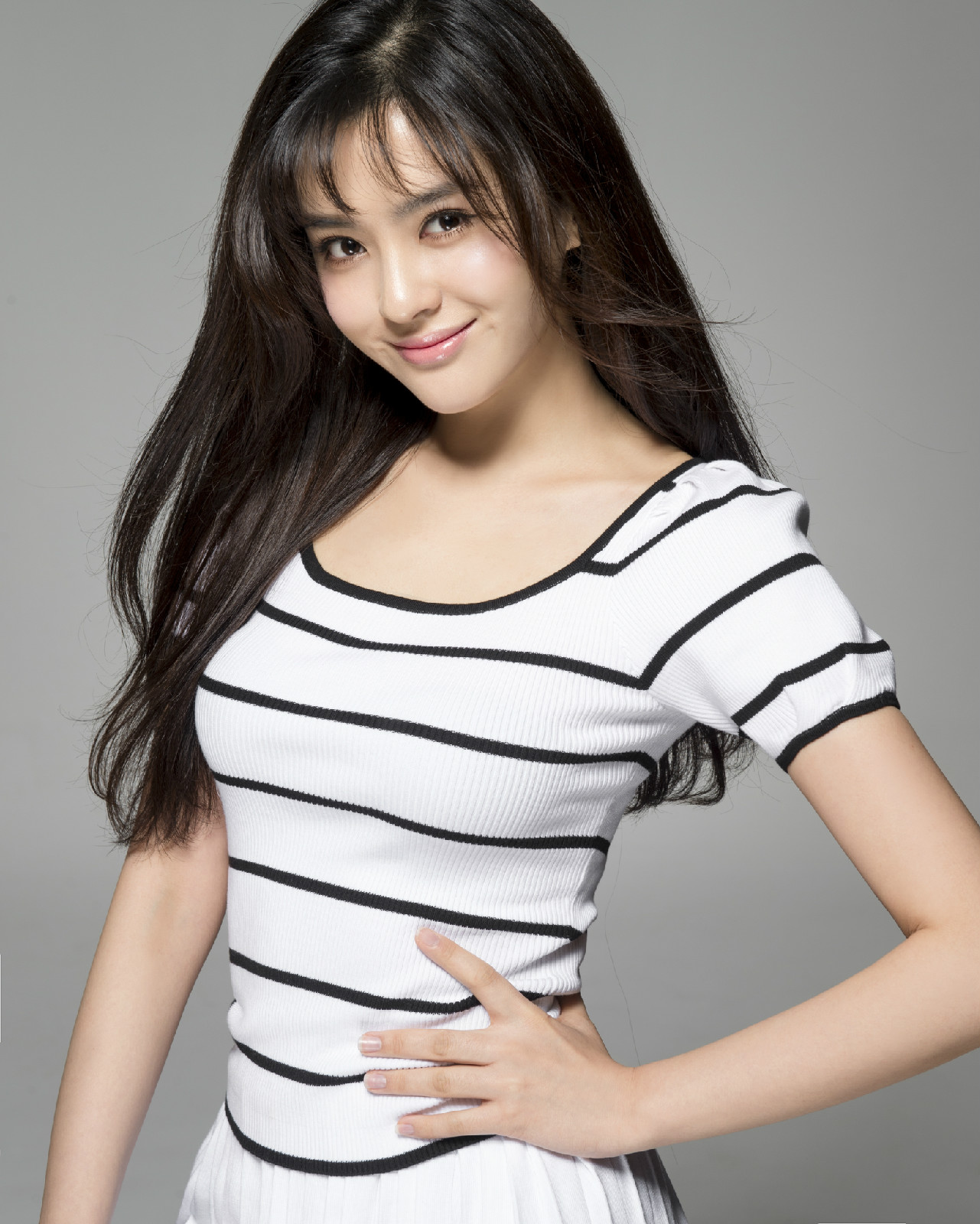 eh1u9">范琳琳,1991年10月9日出生于中国山东省青岛市,中国内地女演员