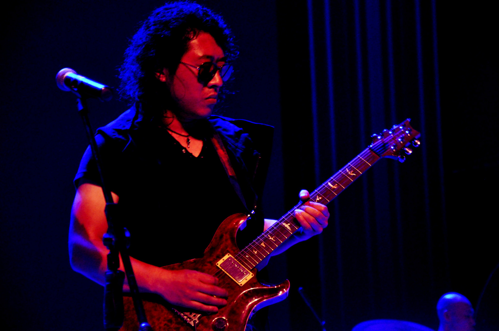  p>天空乐队,2001年8月成立.