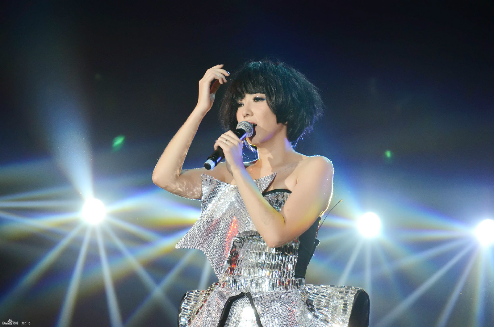 2011年快乐女声全国季军刘忻