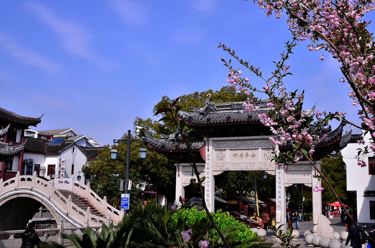 target="_blank" href="/item/嘉定区">嘉定区 /a>下辖镇,在 a target