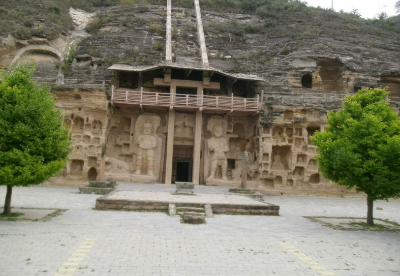 北石窟是甘肃四大石窟之一,位于 a target="_blank" href="/item/西峰