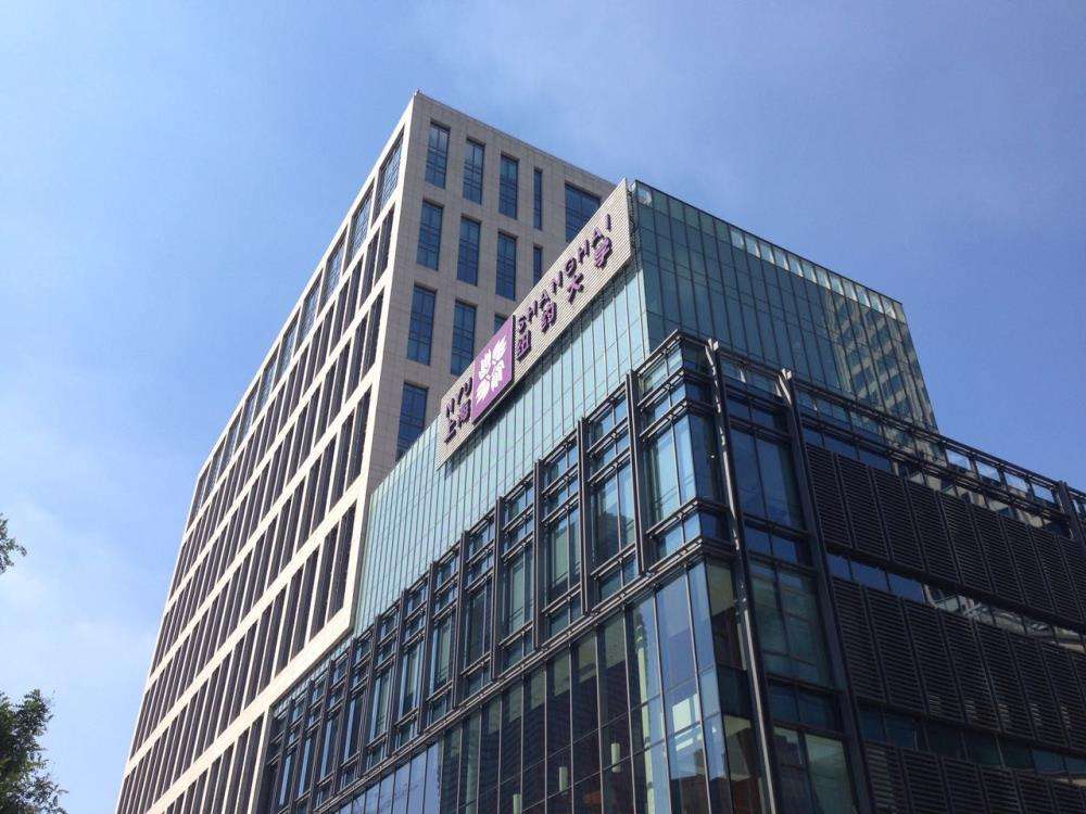 york university shanghai),简称"上纽"(nyu shanghai),位于中国上海