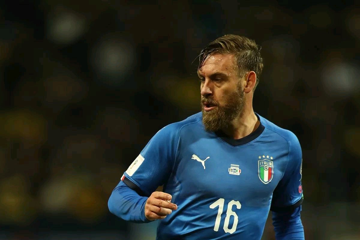 达尼埃莱·德罗西(daniele de rossi),1983年7月24日出生于意大利罗马