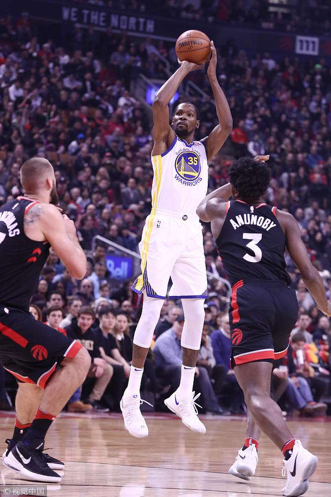  p>凯文·杜兰特(kevin durant),1988年9月29日出生于美国 a target="