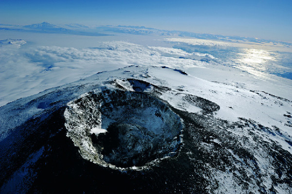 erebus volcano