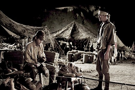  p>《硫磺岛家书》由梦工厂出品的历史战争片.